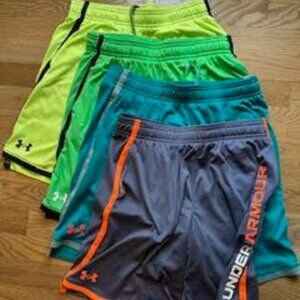 4 Pair Boys Underarmour shorts Size  Large